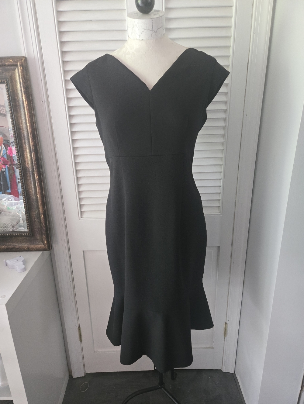 Kasper Black Ruffle Hem Sheath Midi Dress Zip Back - Picture 2 of 9